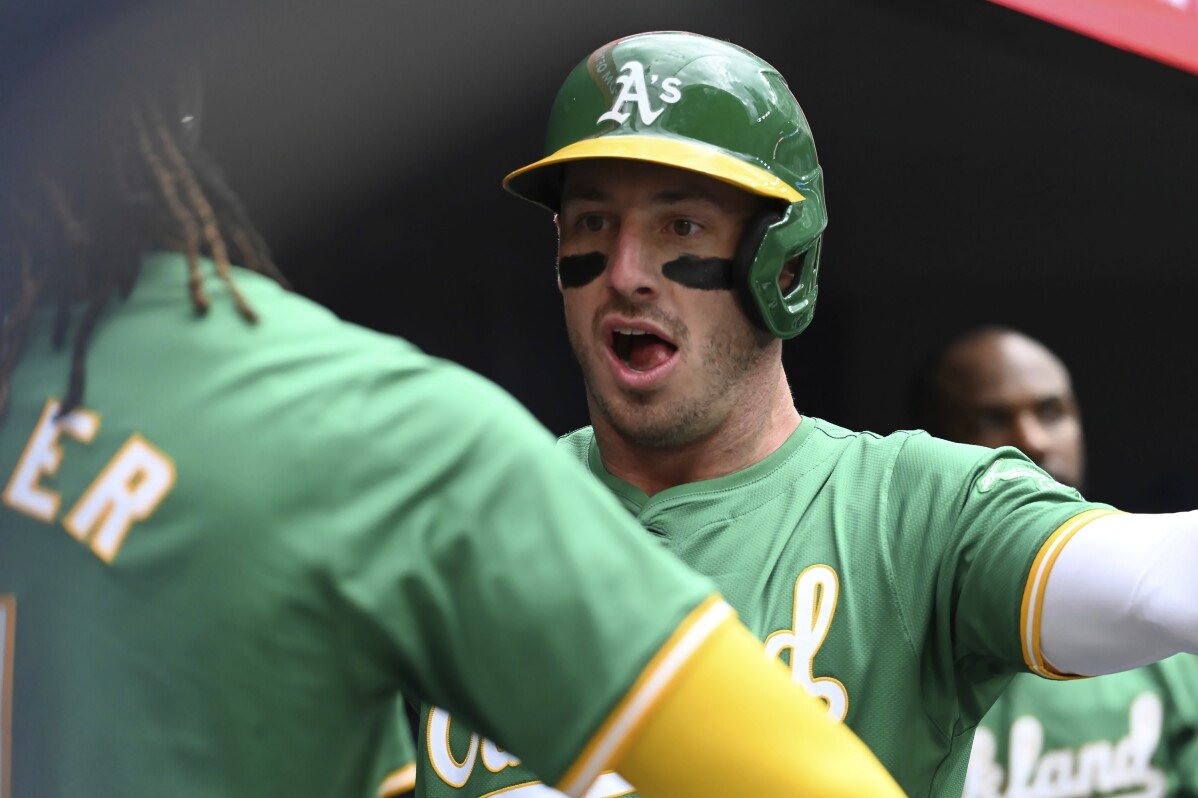 Rooker atinge o 29º HR, Bido e 3 arremessadores combinam em um jogo de 2 rebatidas enquanto o Athletics vence o Blue Jays por 1-0